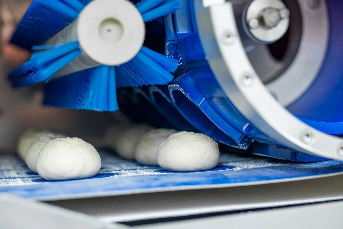 Dough divider and round-moulding machine MULTIMATIC C - Image 4